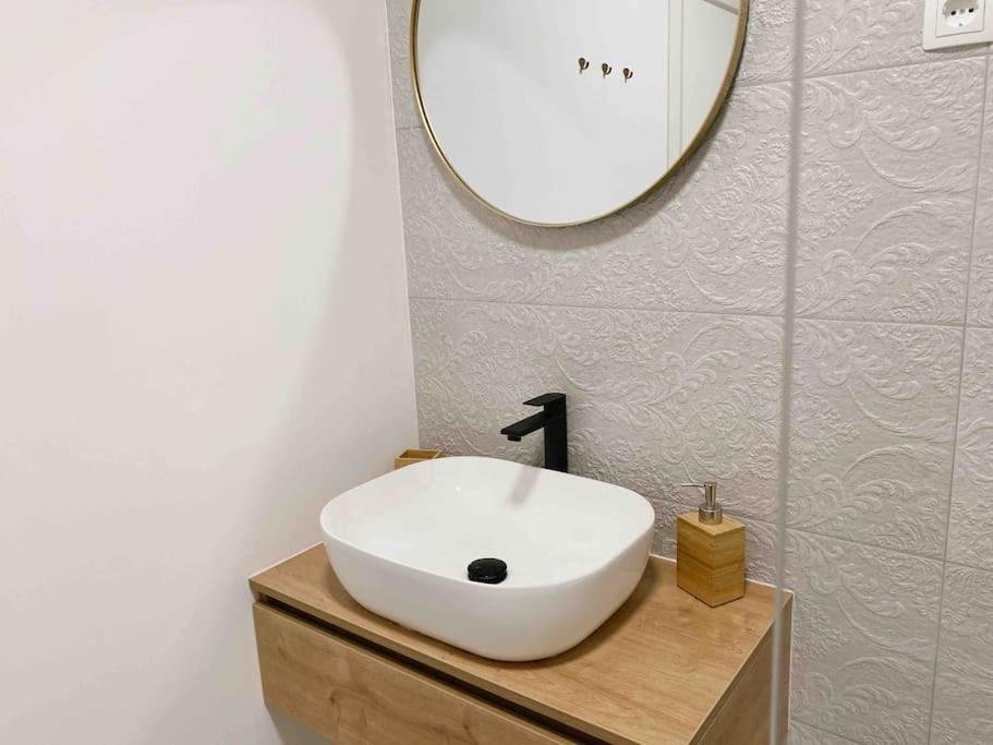 חוואר 2Nd Hvar Home Apartments מראה חיצוני תמונה