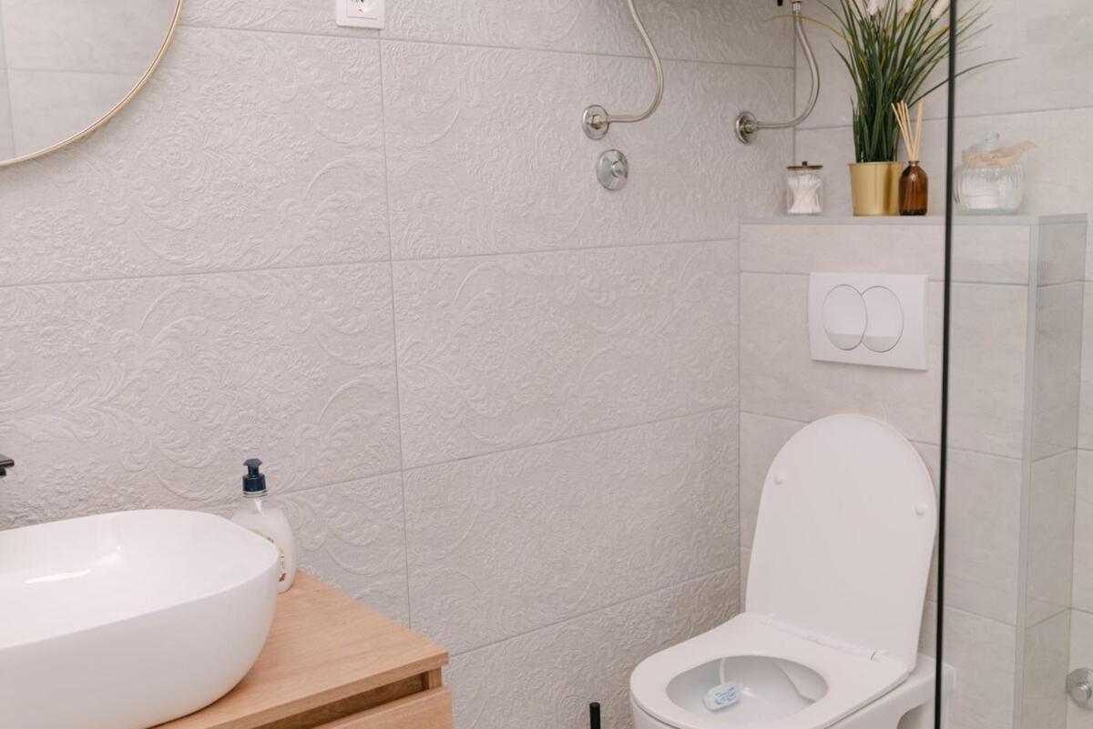חוואר 2Nd Hvar Home Apartments מראה חיצוני תמונה